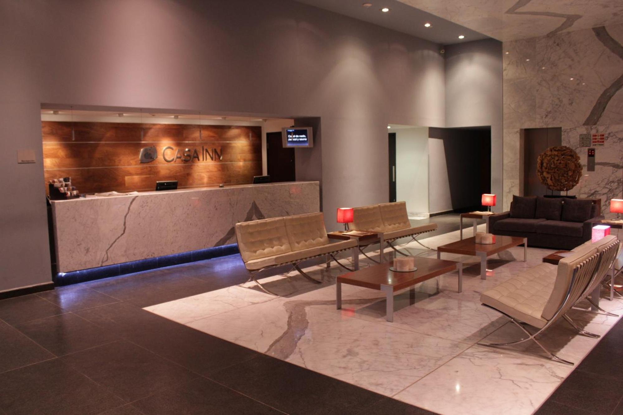 Casa Inn Premium Hotel Queretaro Miranda Buitenkant foto The lobby of the C-Jet terminal