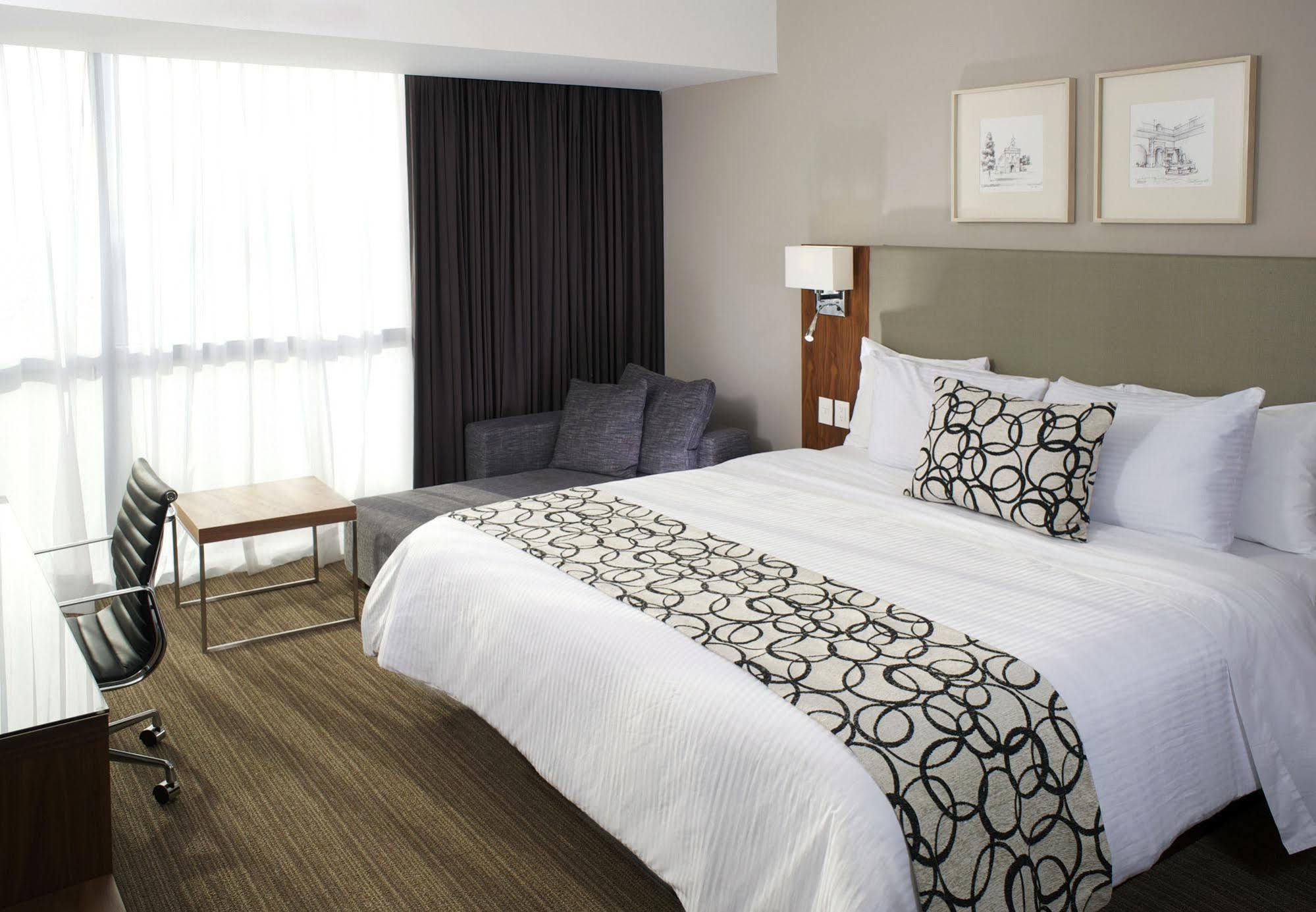 Casa Inn Premium Hotel Queretaro Miranda Buitenkant foto