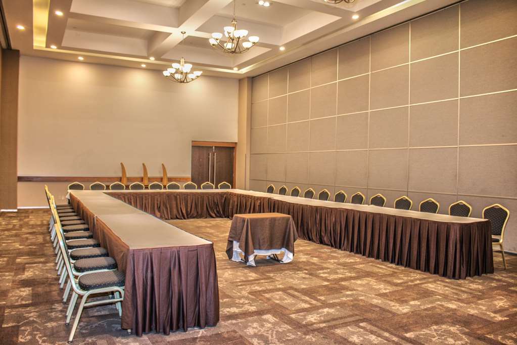 Casa Inn Premium Hotel Queretaro Miranda Faciliteiten foto Meeting room