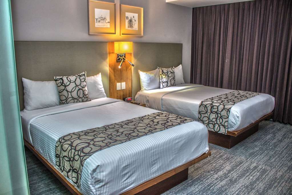 Casa Inn Premium Hotel Queretaro Miranda Kamer foto A room at the hotel
